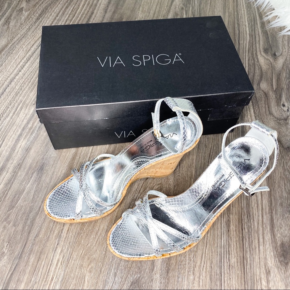 Nwt Hp Via Spiga Danilo Metallic Python Wedge - image 7
